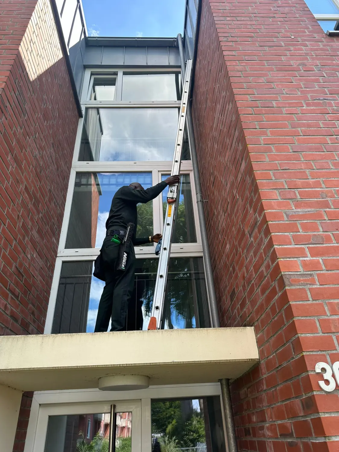 FGG Gebäudeservice - Fensterreinigung